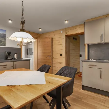 Panoramahaus Kuenzler * Riezlern