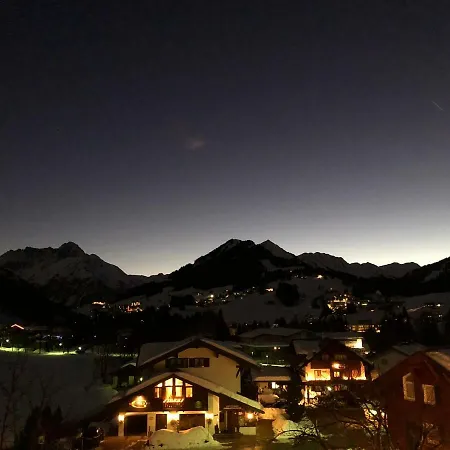 Panoramahaus Kuenzler 公寓